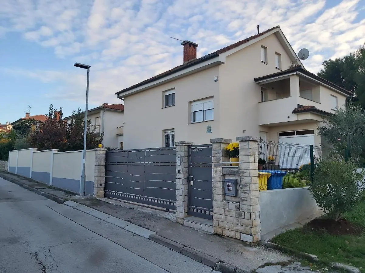 Apartments Hortensia Pula Hırvatistan