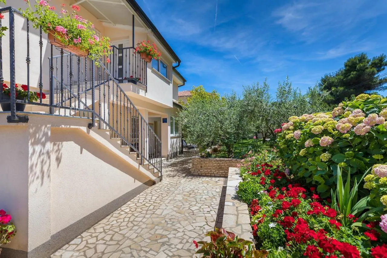 Apartments Hortensia Pula